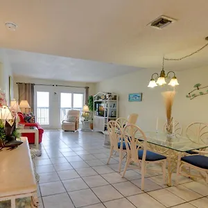 Apartment Panama Retreat With Pool And Ocean Views!, Panama City Beach